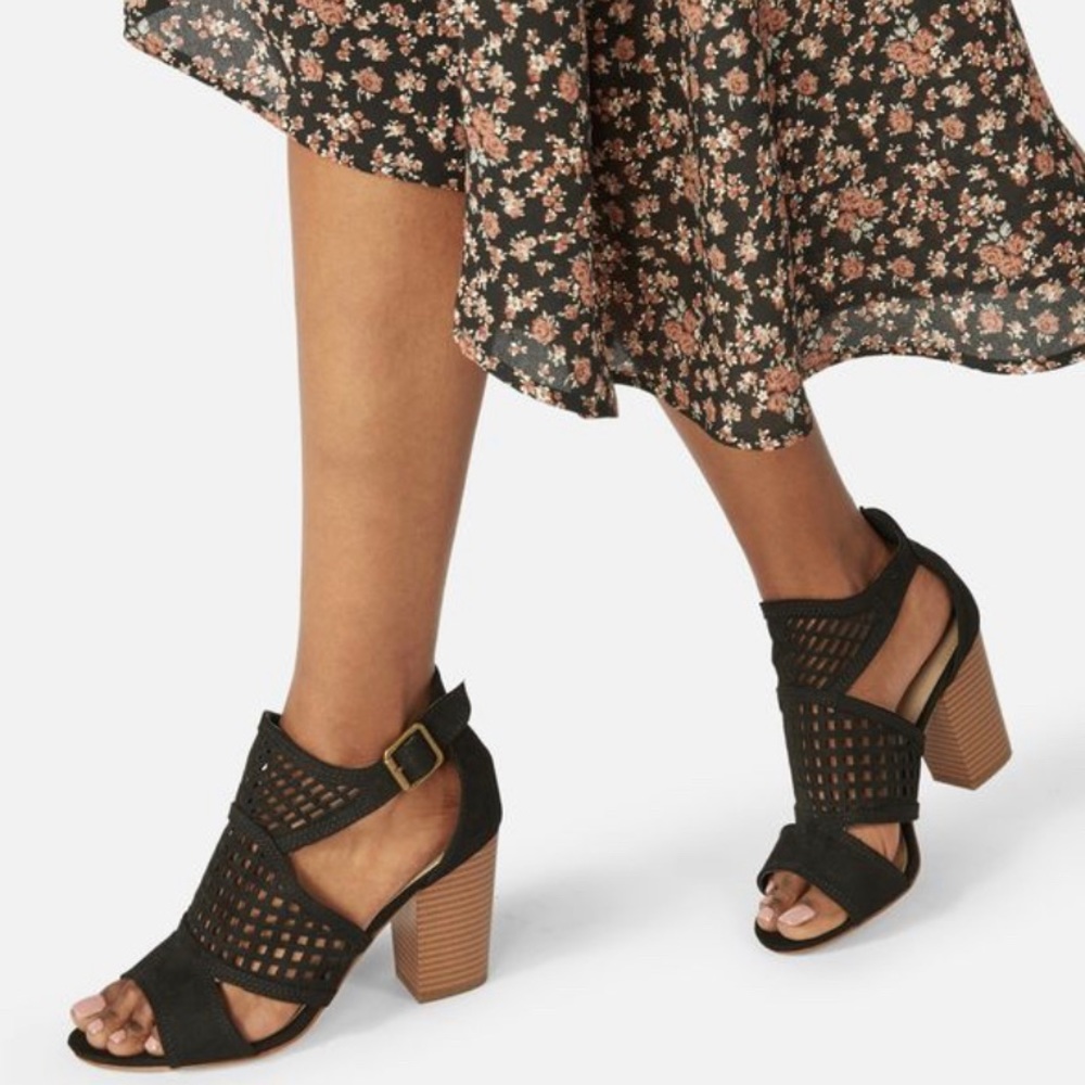 Crush on Me Caged Heeled Sandal